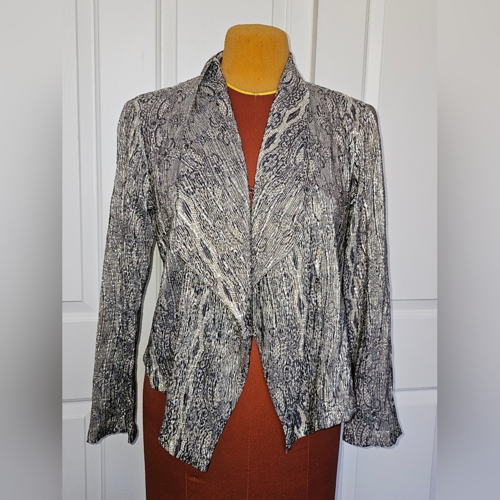 Nwt Chico's Black And Gray Patterned Jacket - image 3